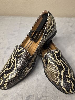 Vionic Women's Snake-Print Loafers in Black and Cream